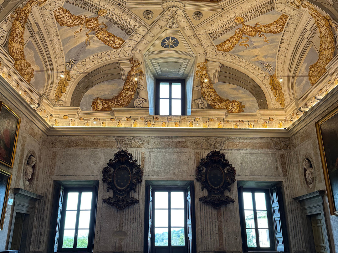 Palazzo Altieri-Oriolo Romano必去景点