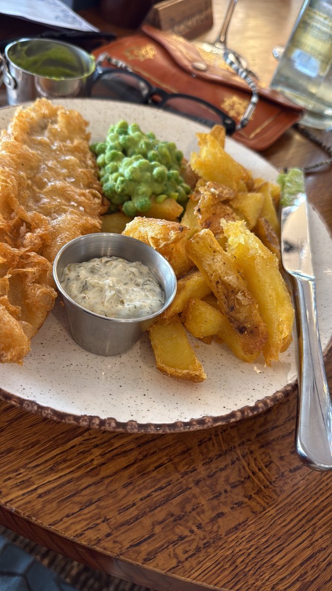 汉普郡罗姆西白马酒店-官方