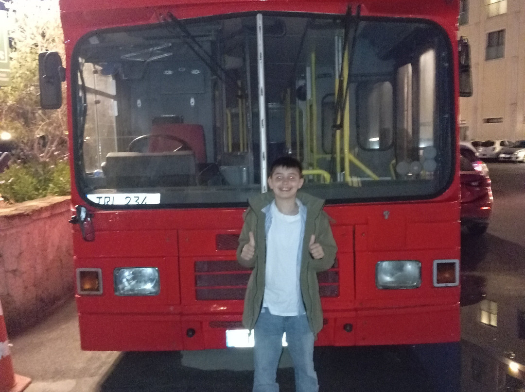 沃尼宫酒店主图