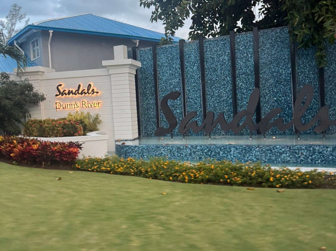 Sandals Dunn's River主图