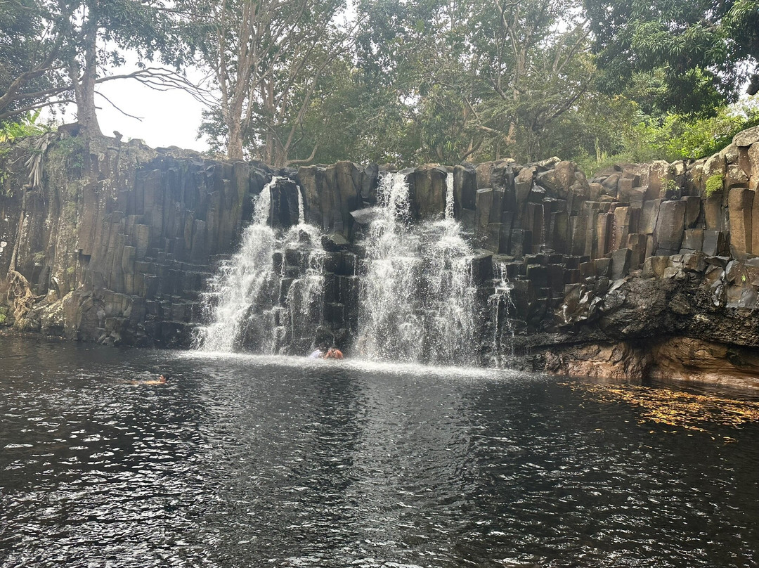 Rochester Falls-Souillac必去景点