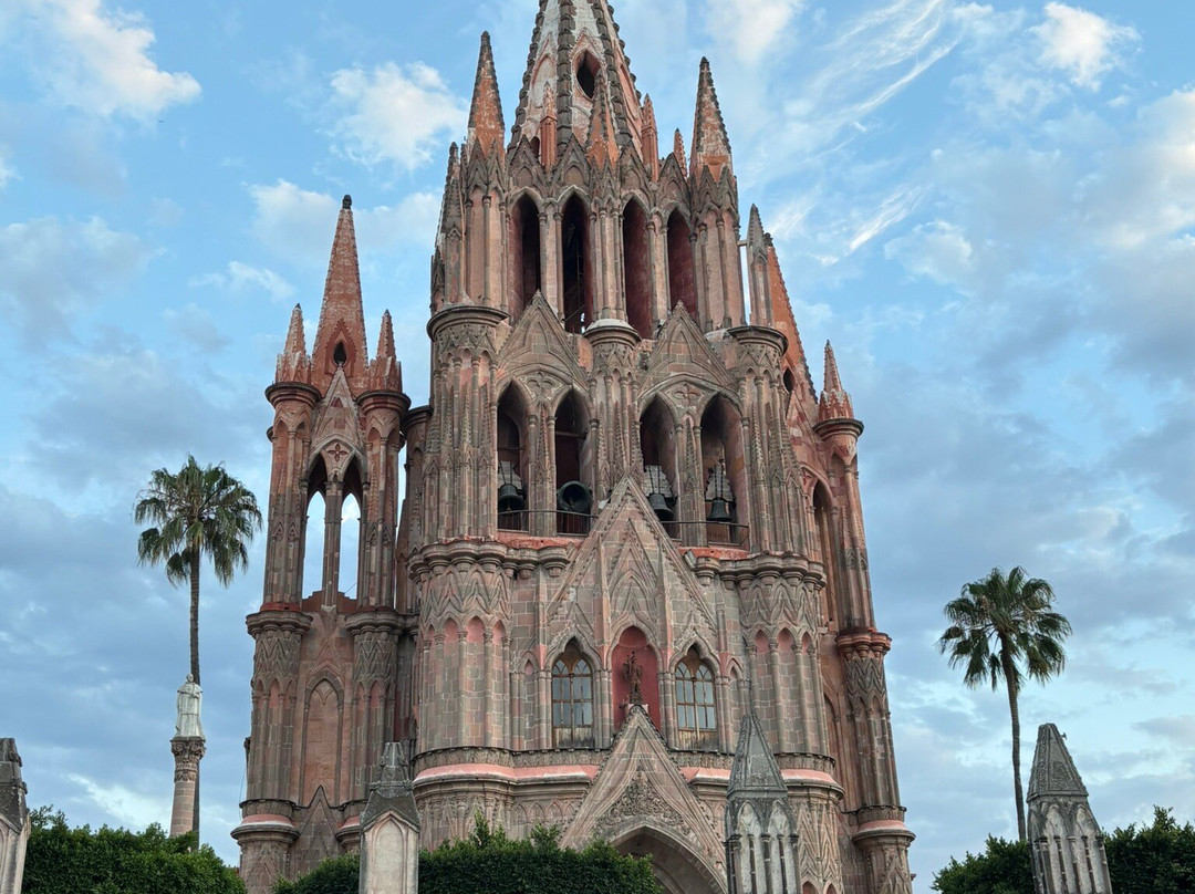 Parroquia de San Miguel Arcangel-圣米格尔护城必去景点