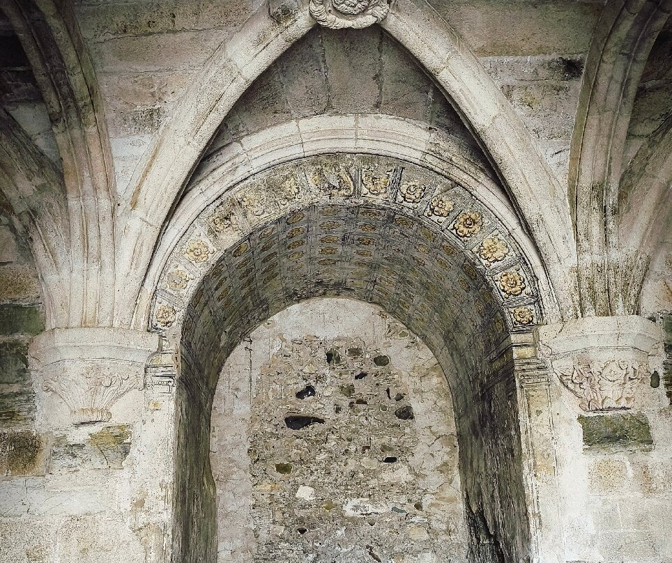 Monasterio de Santa María de Carracedo-Carracedelo必去景点