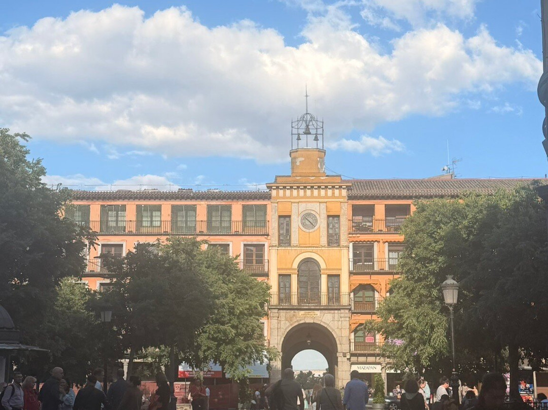 圣伊莎贝尔酒店主图