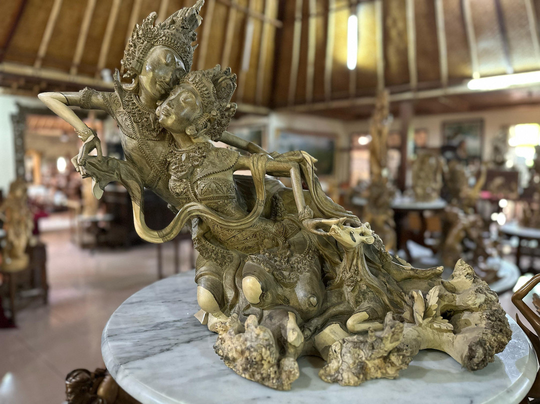 Ketut Puja Gallery-Mas必去景点