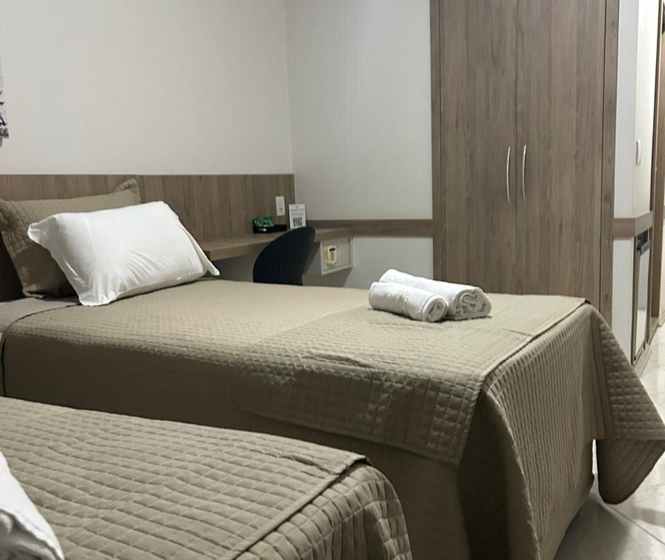 里尔瑟酒店主图
