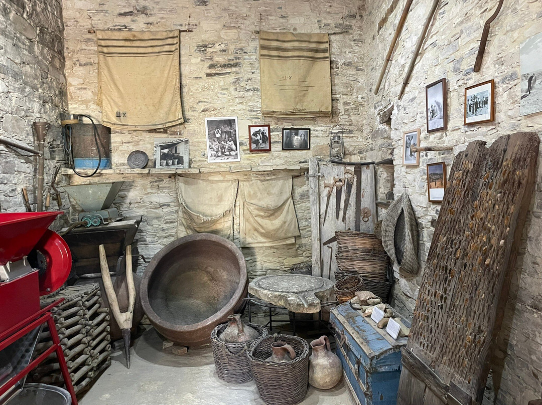 Kato Drys Bee & Embroidery Museum-Kato Dhrys必去景点
