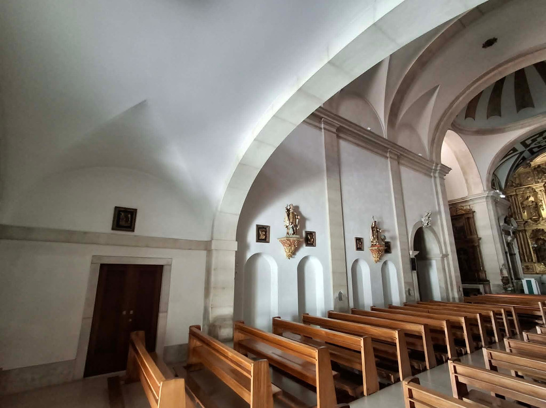 Carmo Church-阿威罗必去景点