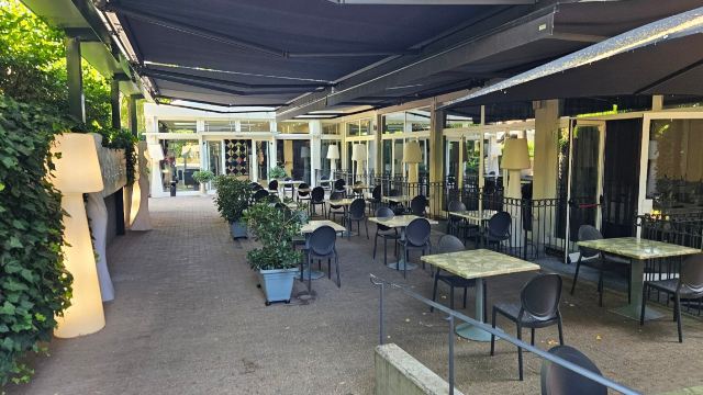 雷诺河畔卡萨莱基奥酒店-旅行者