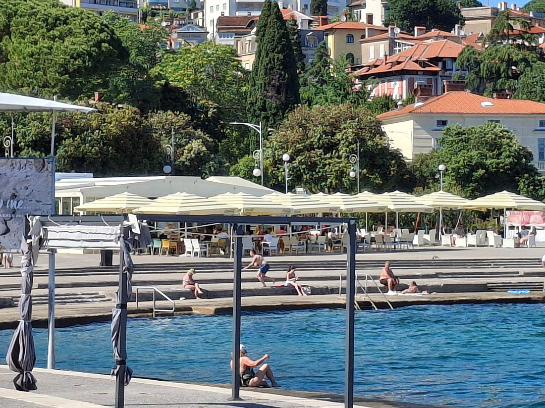 Coctel bar kremerko, Opatija