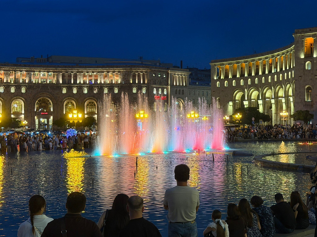 Republic Square-埃里温必去景点