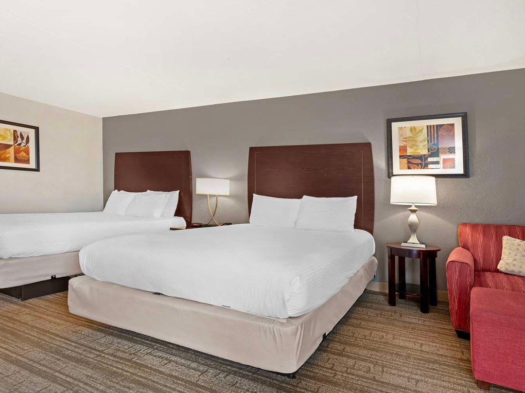 Buckner酒店住宿-Best Western Ashbury Inn