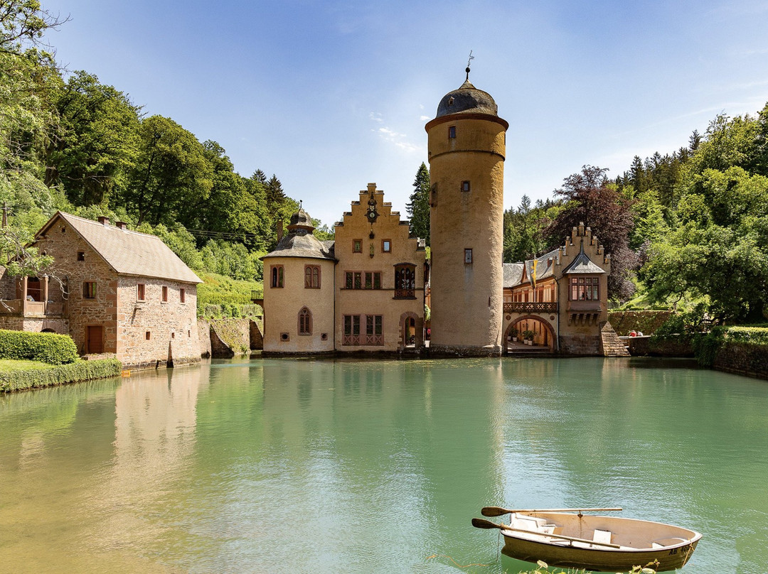 Krausenbach旅游景点-Schloss Mespelbrunn