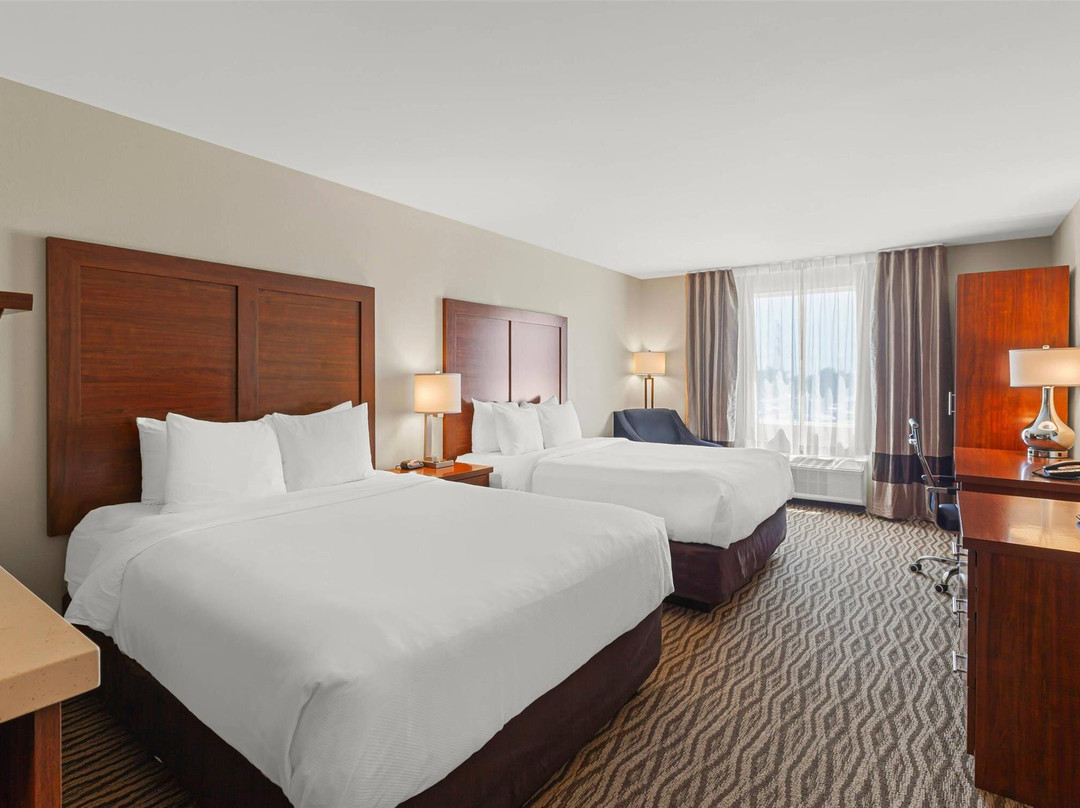 Clarington酒店住宿-Comfort Inn & Suites