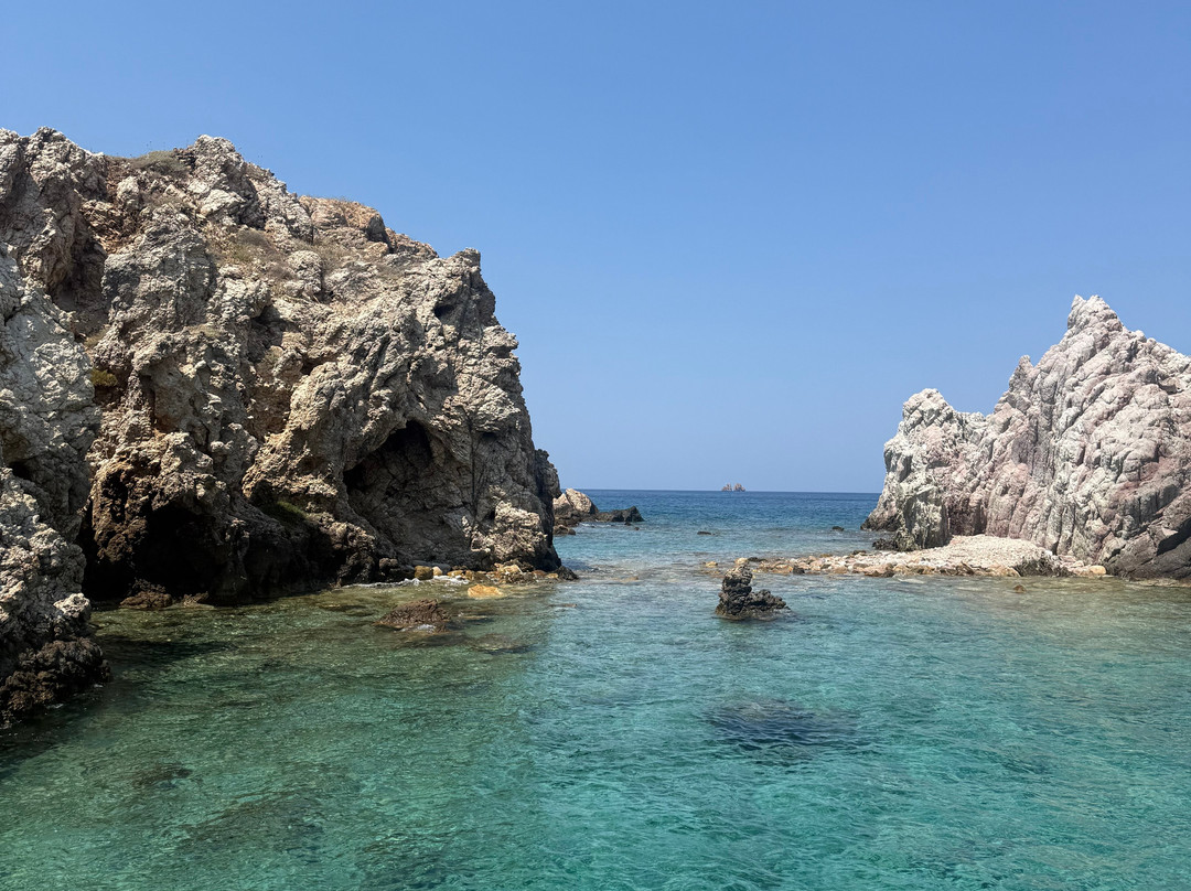Sparos Daily Cruises-Pounta必去景点