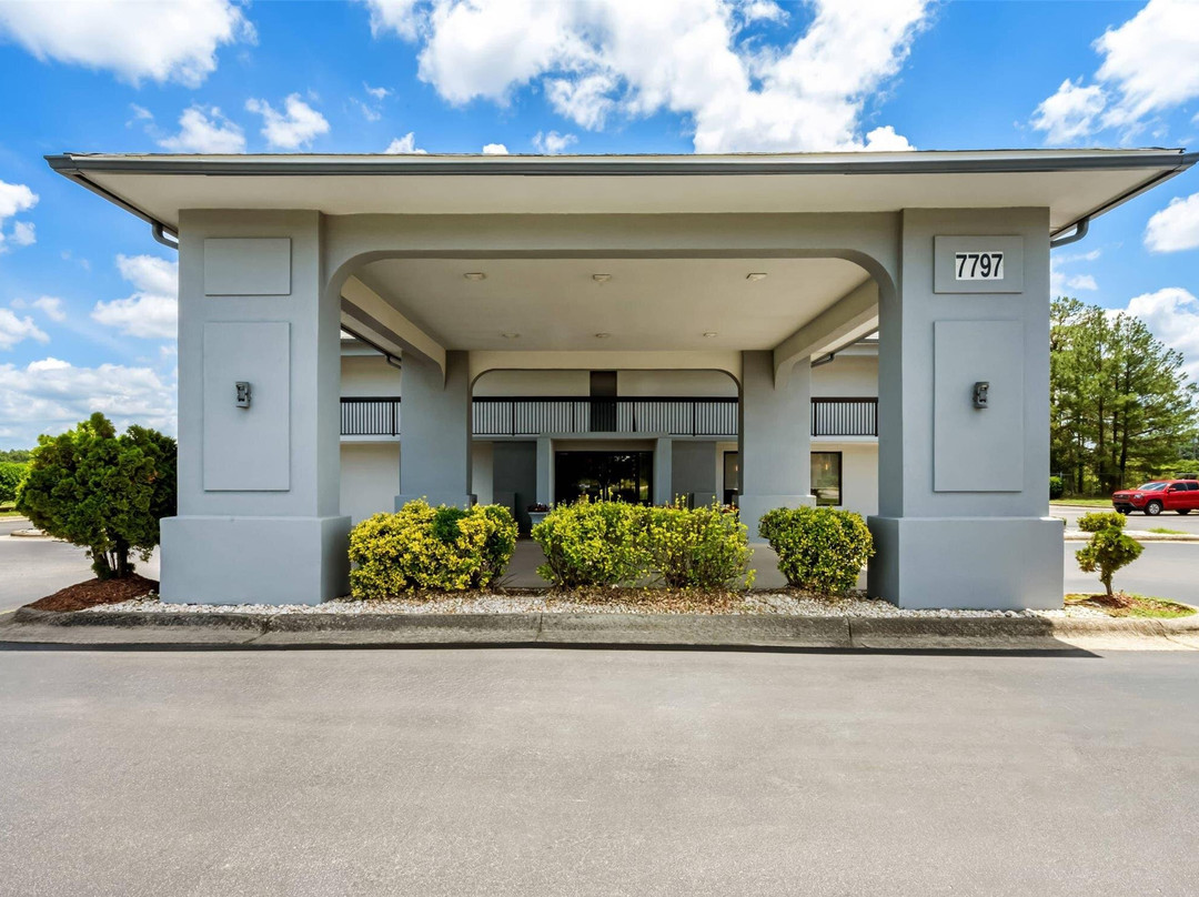 Scotland Neck酒店住宿-Quality Inn North