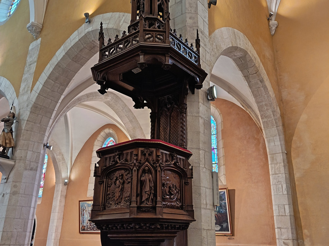 Eglise Saint Hilaire-Saint-Hilaire-de-Riez必去景点