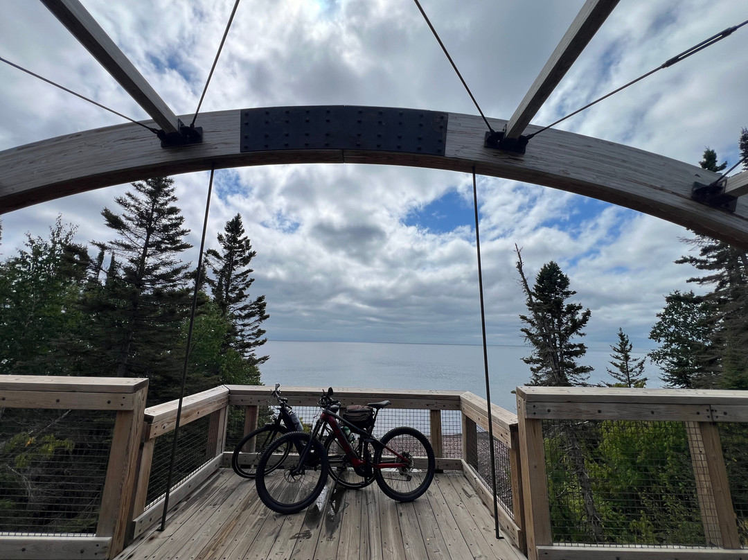 东湾套房酒店主图