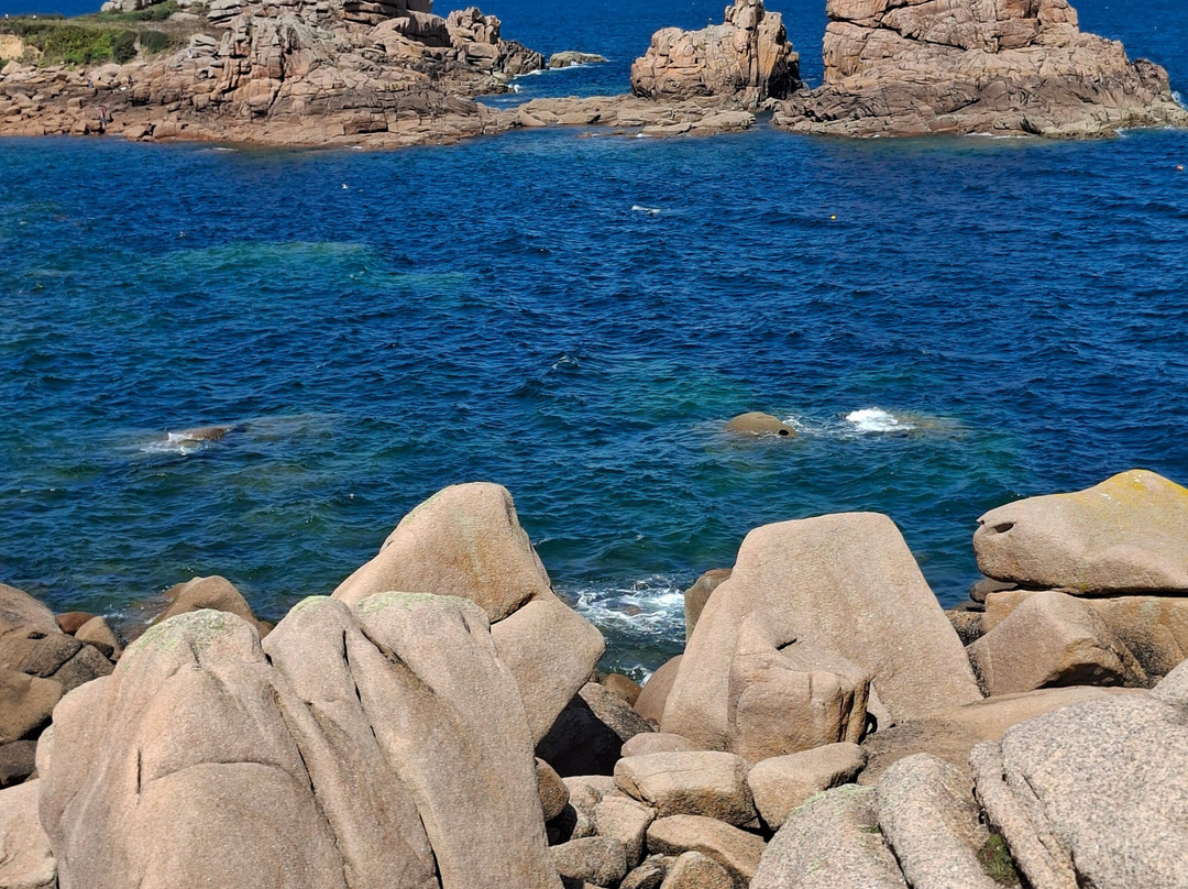 Ploumanac'h LIghthouse-Ploumanac'h必去景点
