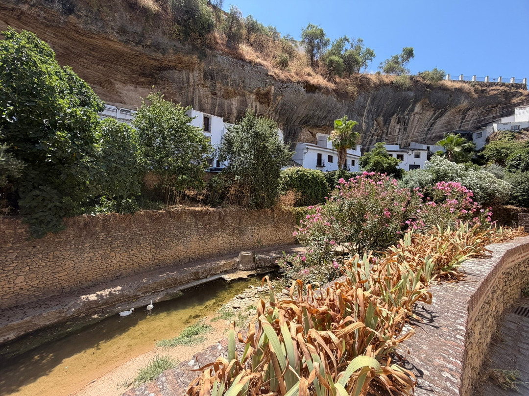 Calle Cueva Del Sol