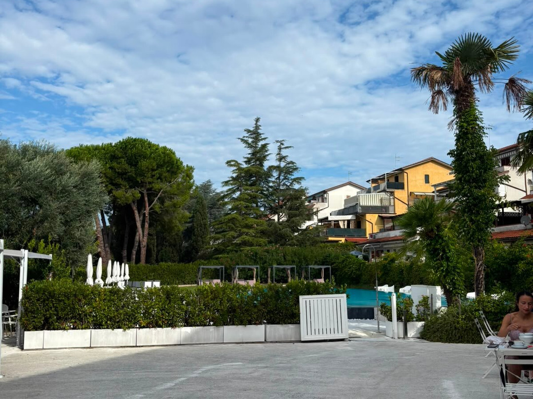 Pietra Bianca Hotel主图