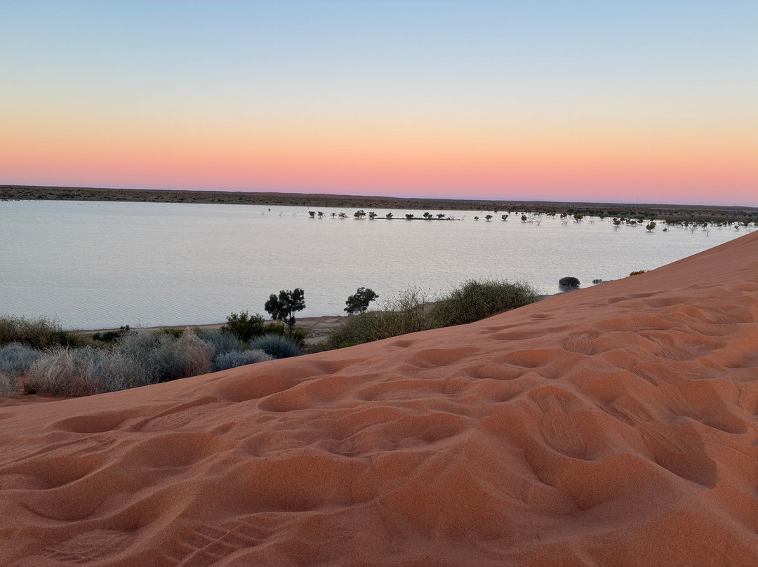 Big Red Tours-Birdsville必去景点