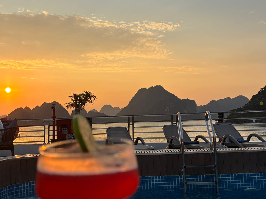 Aime'e Cruises-Quang Ninh必去景点