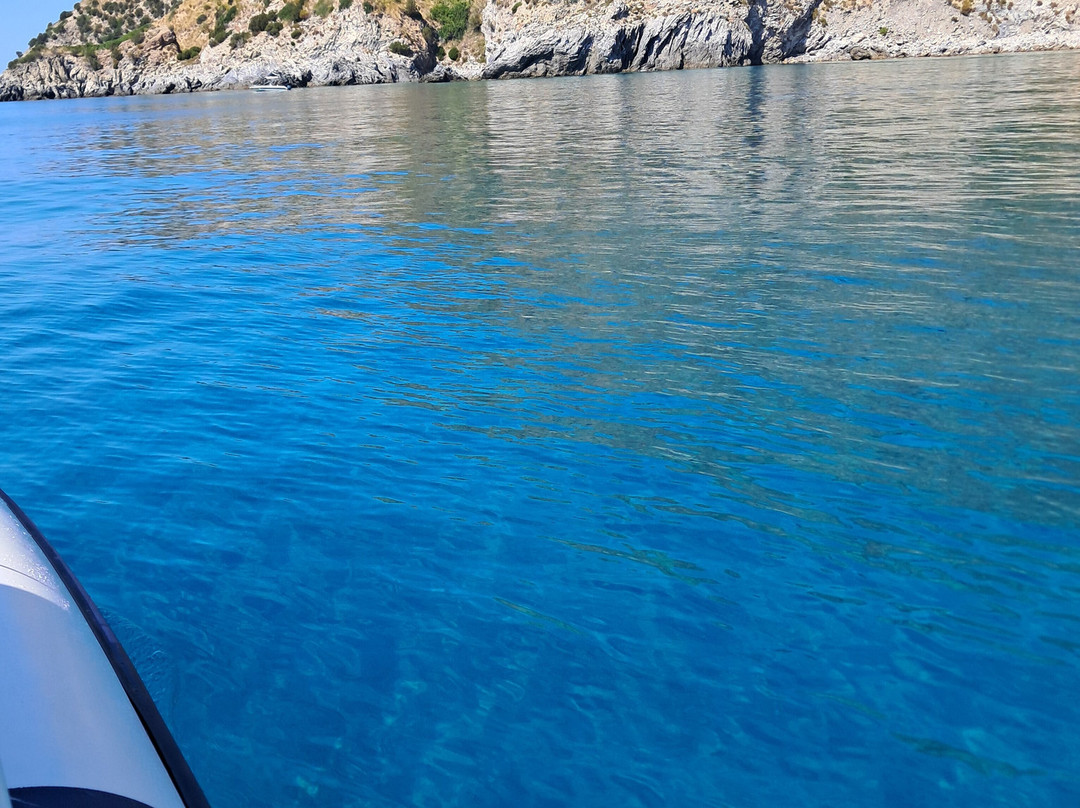 Noleggio Barche Blue Marine-Marina di Casal Velino必去景点