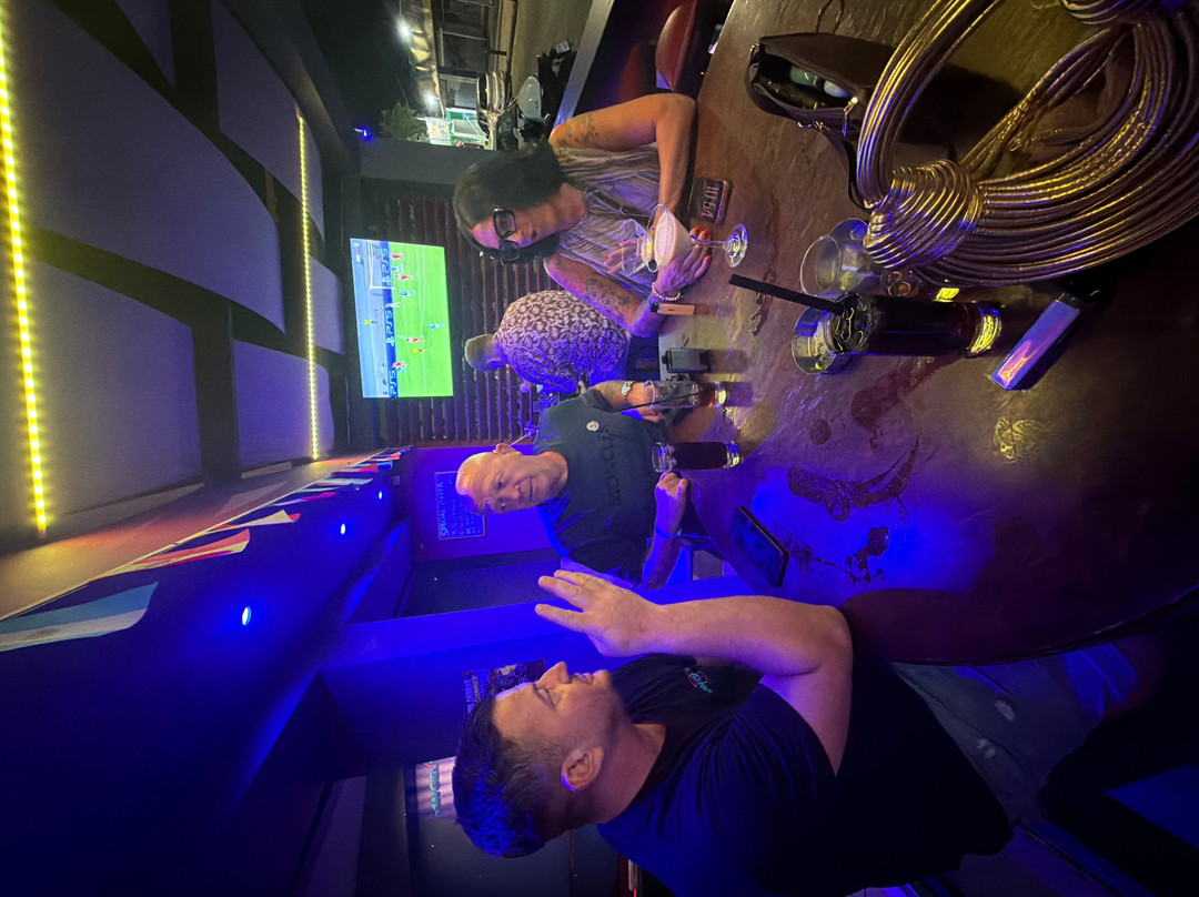 Angels Bar-扎金索斯州必去景点