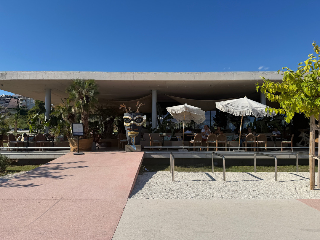 Žnjan City Beach-斯普利特必去景点