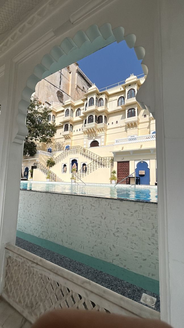 塔杰法塔赫普拉卡什宫酒店-旅行者