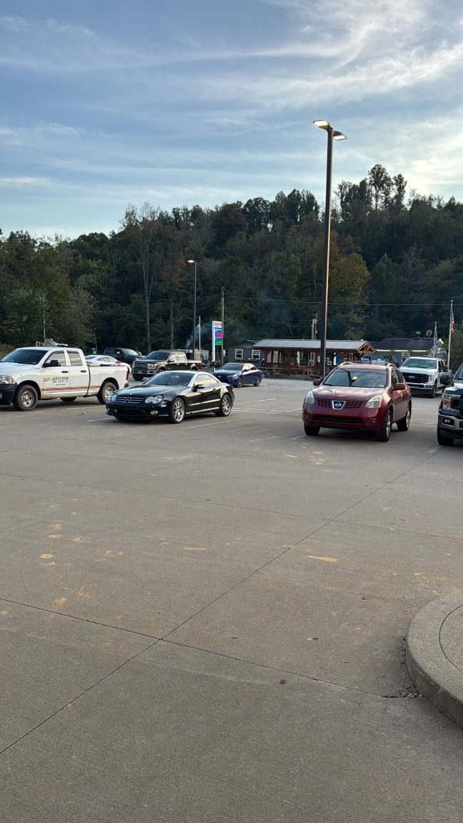 艾伦伯勒高速公路50号舒眠酒店-旅行者