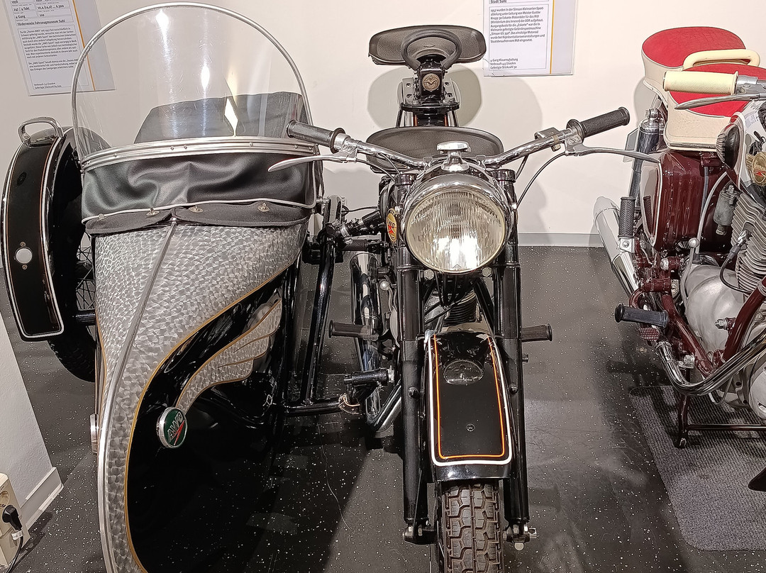 Fahrzeugmuseum Suhl-苏尔必去景点