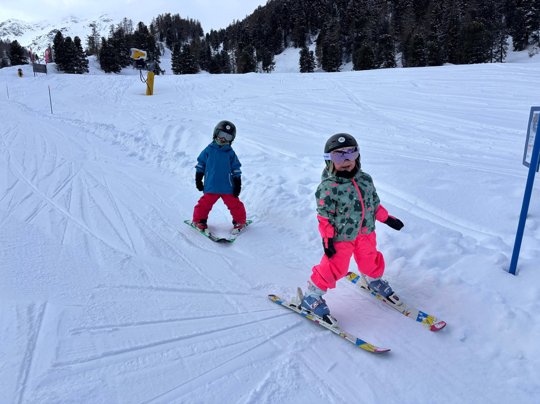 Montagne Magique Ski School Nendaz