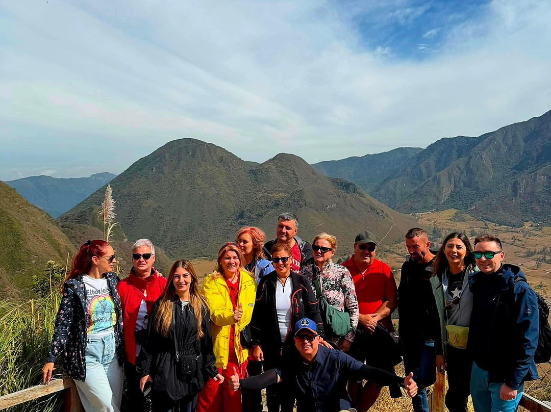 Touring Ecuador-基多必去景点