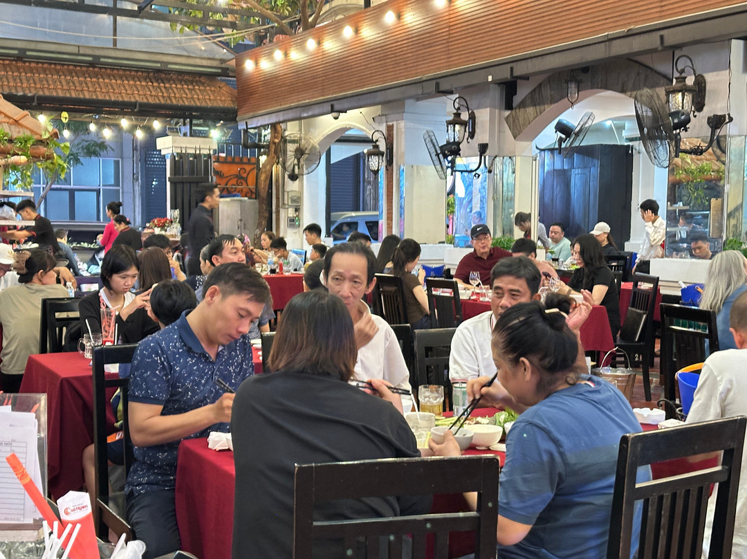 Qua Ngon Restaurant