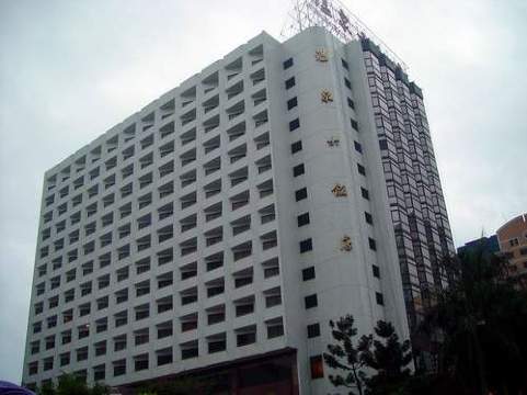 温泉大饭店-客卧