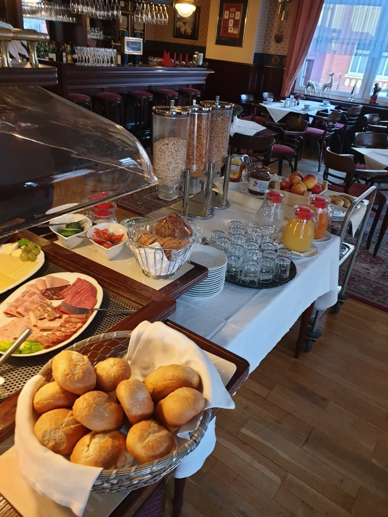 Hotel Krone am Bahnhof-官方