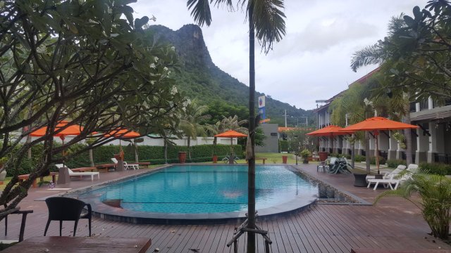 P' Private Resort Cha-Am-泳池