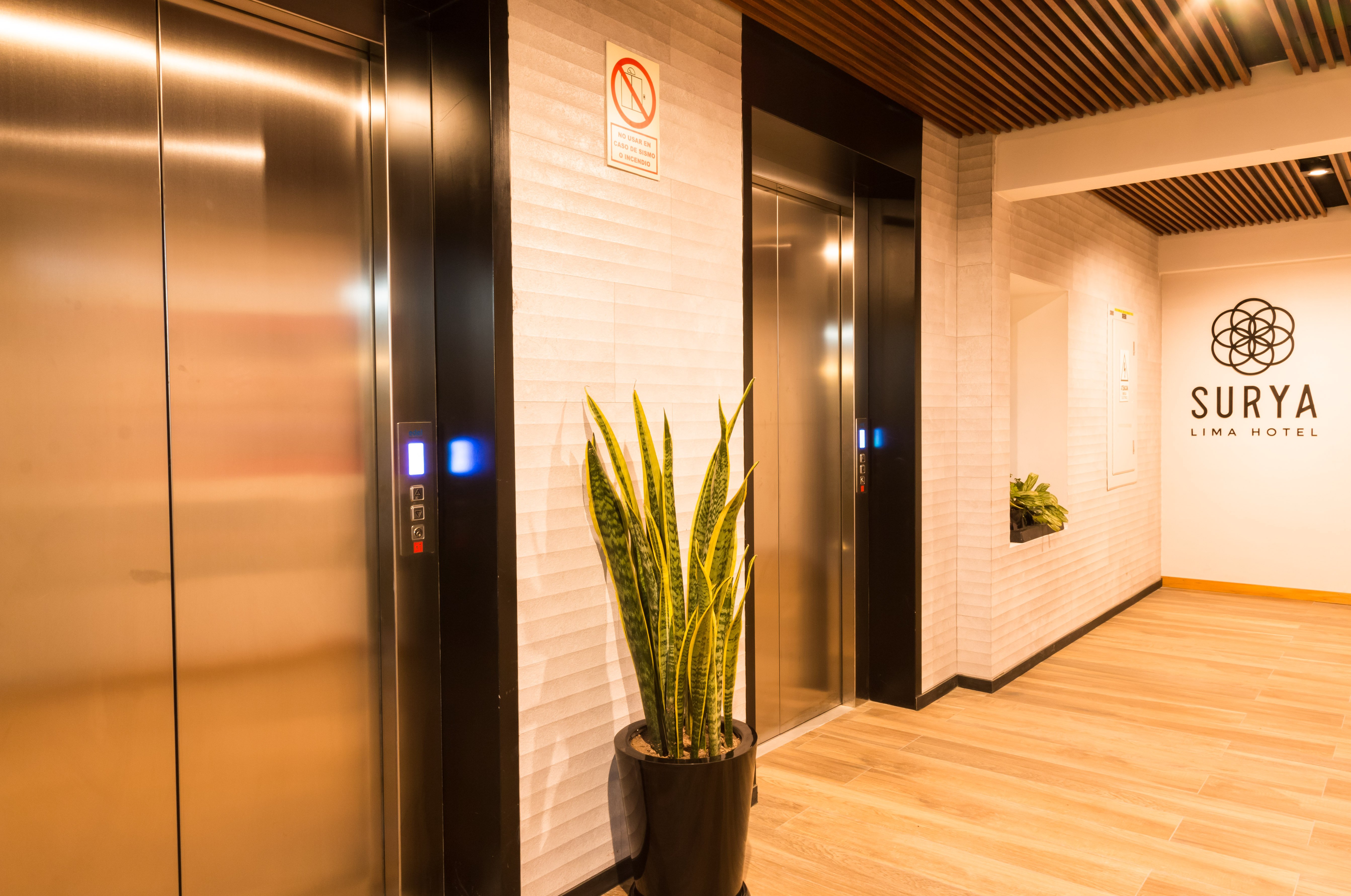 Surya Lima Hotel-浴室