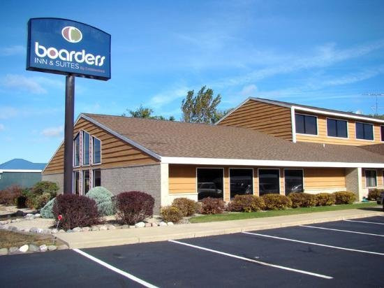 Boarders Inn & Suites by Cobblestone Hotels - Wautoma主图