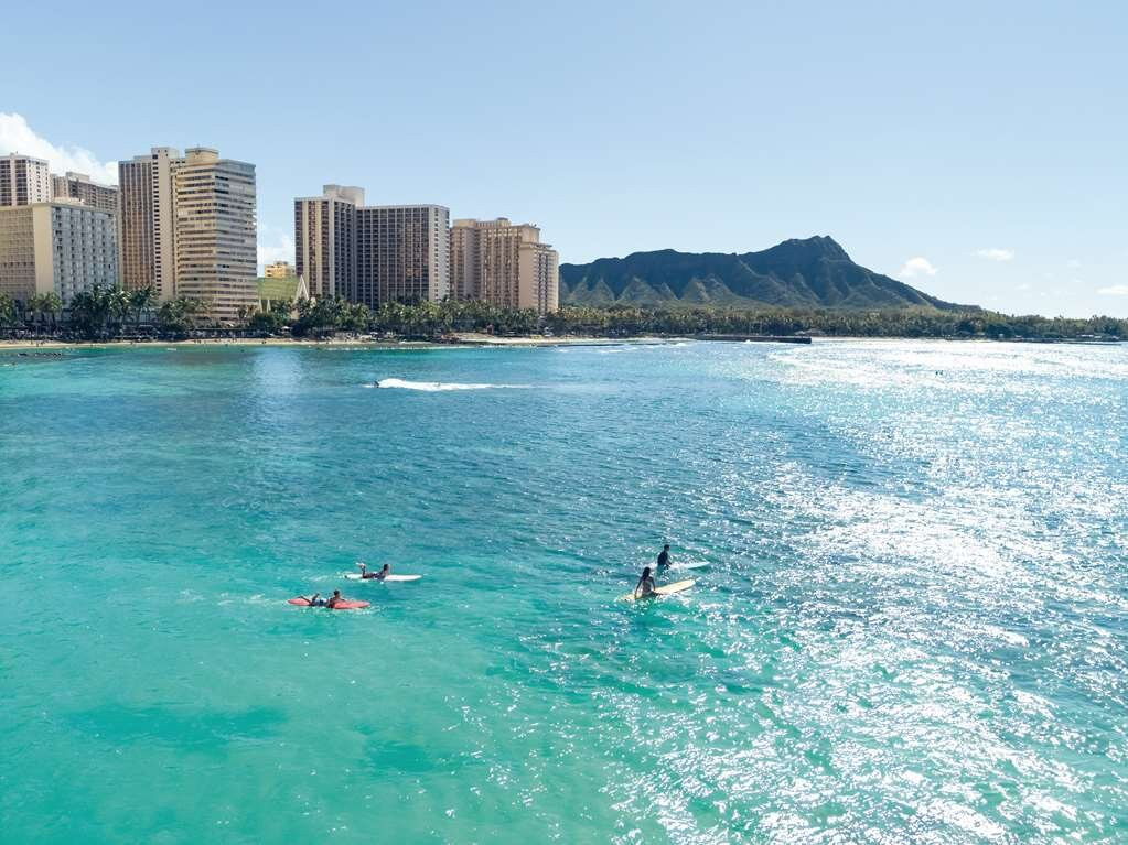 威基基海滩大道大使套房酒店