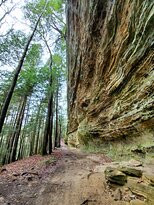 Whispering Cave Trail-洛根必去景点