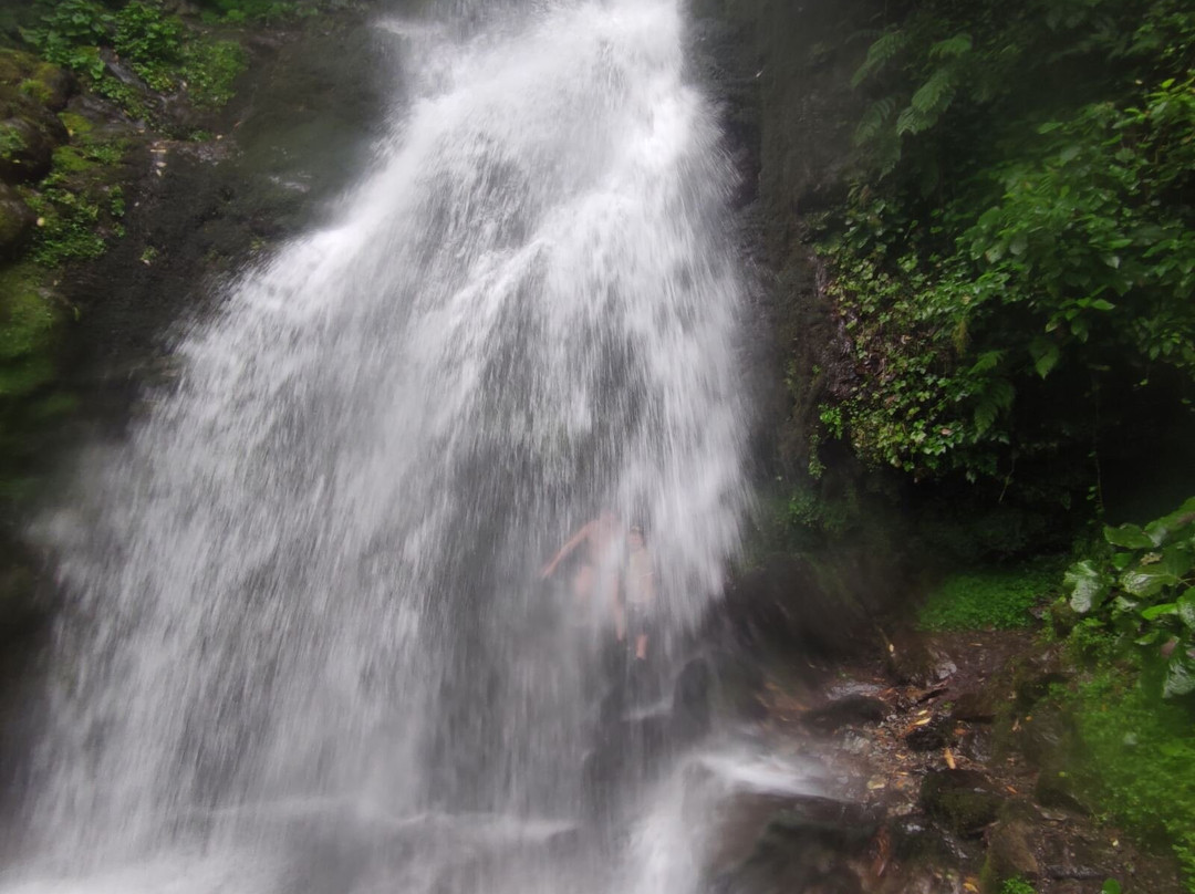 Adjara Region旅游景点-Tsablnari Waterfall