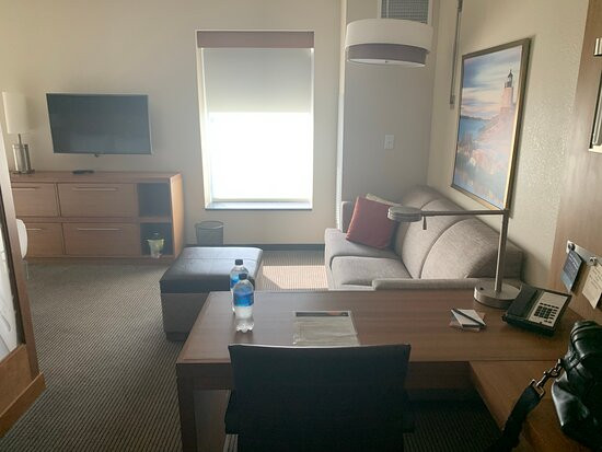 Hyatt Place Warwick Providence Airport主图