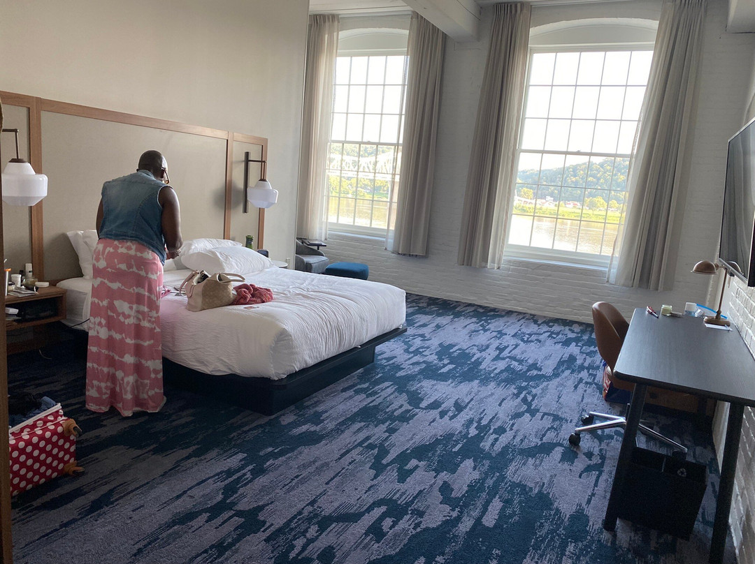 Fairfield by Marriott Inn & Suites Madison Historic Eagle Cotton Mill主图