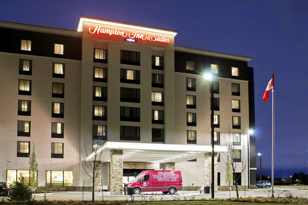 Hampton Inn & Suites by Hilton Saskatoon Airport主图