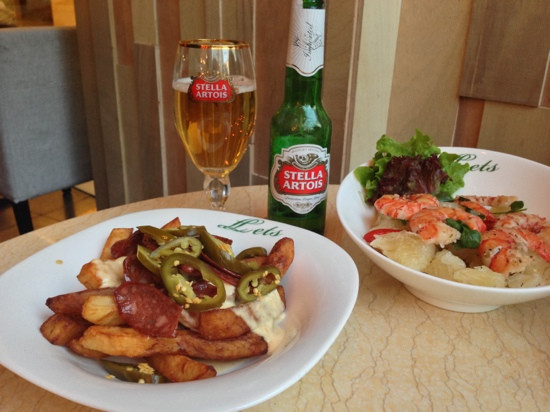 Let’s burger plus餐厅