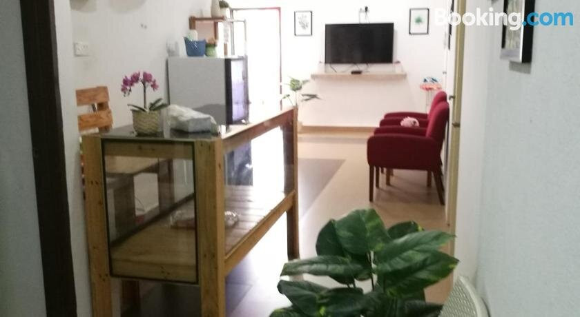 Aban Transit House主图