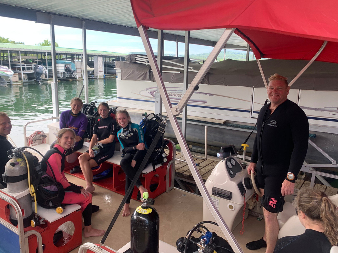 Indian Point Dive Center-布兰森必去景点